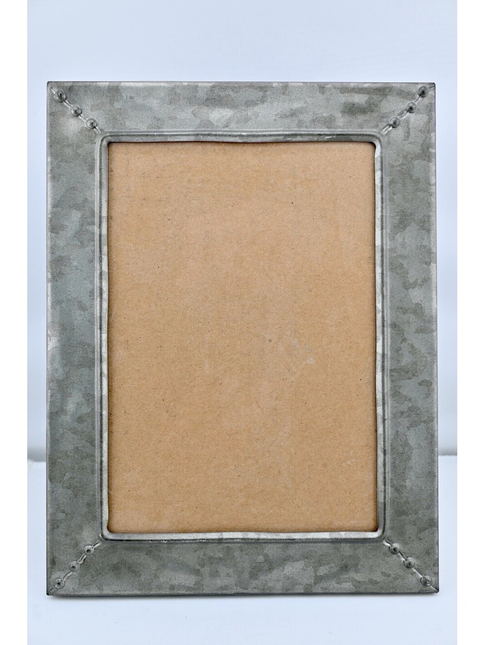 Green Tree Gallery 8.5 By 6.5 Antique Silver Frame With Hanger And Stand